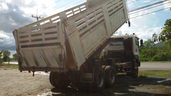 ขายรถพ่วง ISUZU เครื่อง 360 แรง ปี 52 กระบะดัมพ์สามมิตร ลูก 2 เพลา ทะเบียนพร้อม ขายรถพ่วง ISUZU เครื่อง 360 แรง ปี 52 กระบะดัมพ์สามมิตร ลูก 2 เพลา ทะเบียนพร้อม