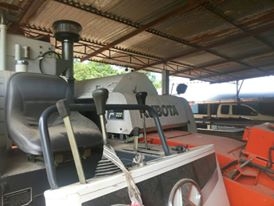 รถฝากขาย  รถเกี่ยวข้าวคูโบต้า  DC 60 PLUS  นิ้วสปริง ปี 54