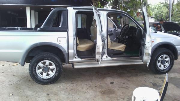 ฟอร์ด เรนเจอร์ XLT 2.5 เทอร์โบ ปี2002 โฟร์วิล ตัวท็อป