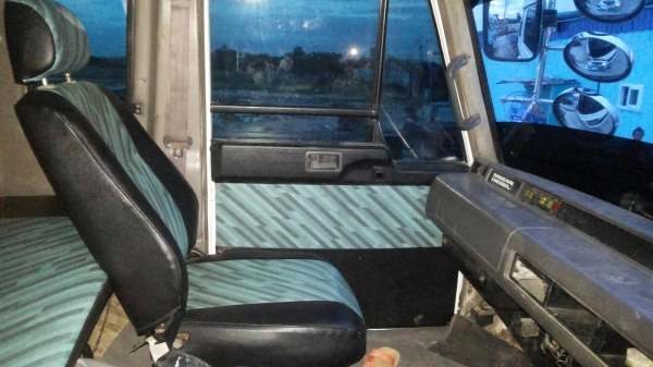 หัวลาก UD 290 สนใจโทร 088-5515555 หัวลาก UD 290 สนใจโทร 088-5515555