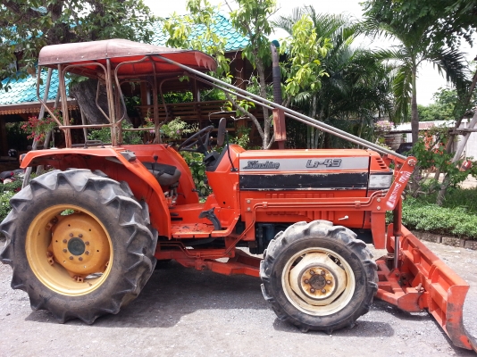 คูโบต้า L1-43 4 WD ใบมีดดันหน้า ขนาด 43 แรง พวงมาลัยเพาเวอร์ สภาพดี