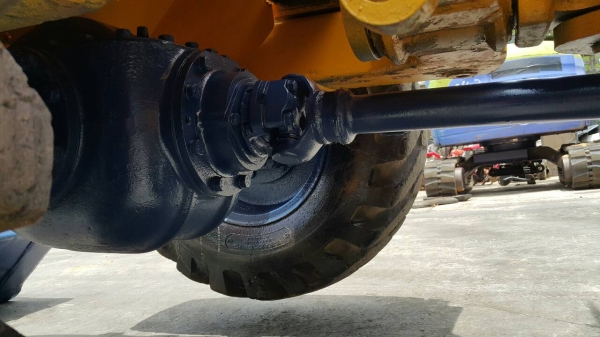 ขาย รถตัก KOMATSU รุ่น WA30-2- มือสองญี่ปุ่น ตักได้ครึ่งคิว สองเพลา เอวอ่อน สวยพร้อมใช้งาน มือถือ/LINE ID : 0818753444