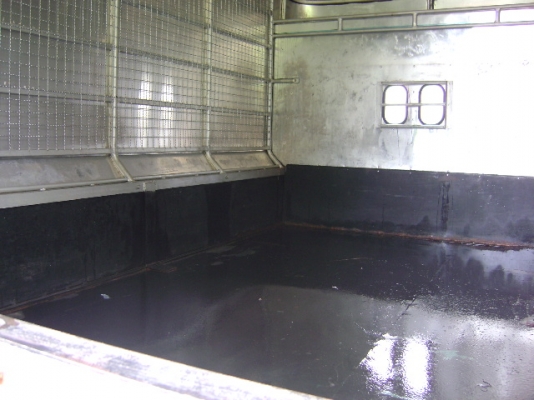 Isuzu 4ล้อป้ายเขียวไม่ติดเวลา ปี2552 รถวิ่งใช้งานน้อยมากฯ เครื่อง100แรง เครื่องยนต์ 3059 cc. เครื่อง4JG2 รถสวยมากสภาพมือหนึ่ง เจ้าของใช้งานน้อย แอร์ดีเย็น