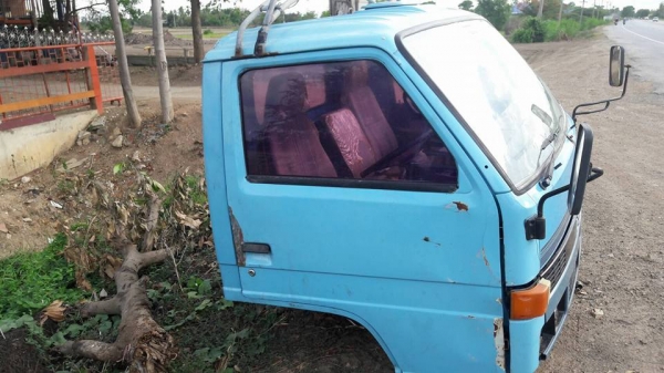 หัวรถ NPR สภาพพร้อมใช้ หัวรถ NPR สภาพพร้อมใช้