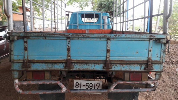 6 ล้อ อีซุซุ KS รถห้าง เครื่อง 4BD1 115 สถาพพร้อมใช้ 6 ล้อ อีซุซุ KS รถห้าง เครื่อง 4BD1 115 สถาพพร้อมใช้