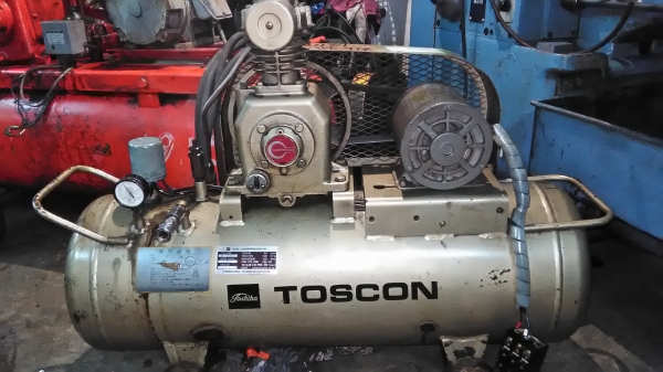 **ขายถูกๆครับ**ปั้มลมมือสองจากญี่ปุ่น..โตชิบา(Toshiba-Toscon) 1 แรง ถัง 65 ลิตร..แน่น นิ่ง เงียบ..ทดสอบเรียบร้อยทุกระบบใช้งานได้ดีมากๆครับ