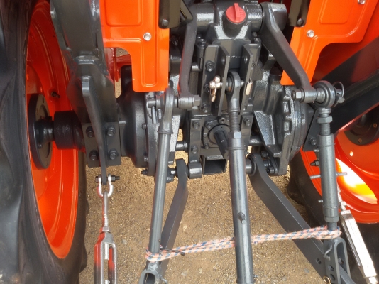 ปัญญาแทรคเตอร์..จัดมาให้ครับ ด่วน!!!คูโบต้า L3608SP พร้อมใบมีดคานล่างFD163 เล่มทะเบียนพร้อม สภาพพร้อมใช้ จัดส่ง อ.เสริมงาม จ.ลำปาง