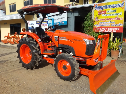 ปัญญาแทรคเตอร์..จัดมาให้ครับ ด่วน!!!คูโบต้า L3608SP พร้อมใบมีดคานล่างFD163 เล่มทะเบียนพร้อม สภาพพร้อมใช้ จัดส่ง อ.เสริมงาม จ.ลำปาง