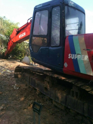 รถแบคโฮ 200  HITASHI รุ่น 3 ราคา 530,000 บ.รถอยู่ปราจีนบุรี