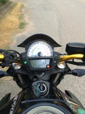 ขาย er6n 2013 เจ้าของขายเอง ขาย er6n 2013 เจ้าของขายเอง