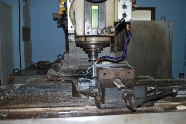 cnc makino fanuc omc พร้อมใช้งาน