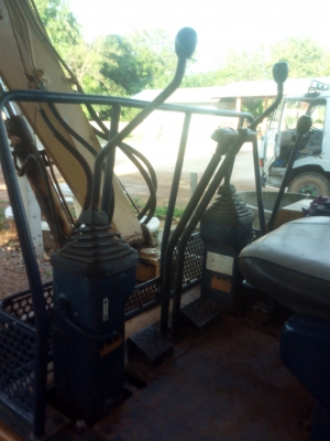 ลดราคา KOMATSU ขนาด PC-20 รุ่น 6 เหลือ 235,000 บาท ลดราคา KOMATSU ขนาด PC-20 รุ่น 6 เหลือ 235,000 บาท