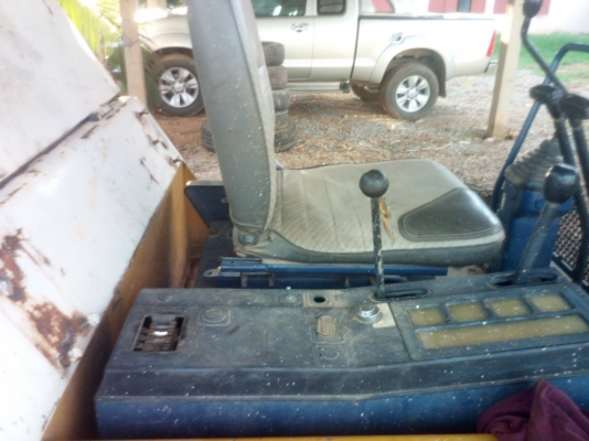 ลดราคา KOMATSU ขนาด PC-20 รุ่น 6 เหลือ 235,000 บาท ลดราคา KOMATSU ขนาด PC-20 รุ่น 6 เหลือ 235,000 บาท