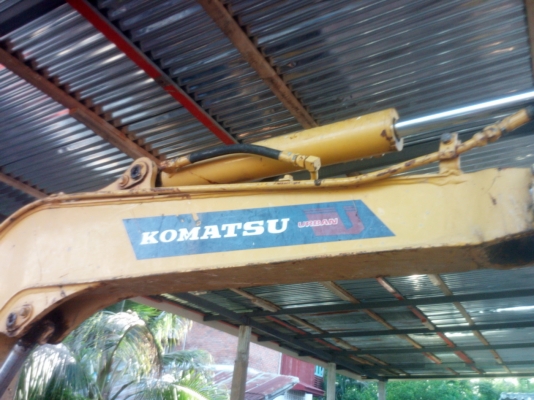 ลดราคา KOMATSU ขนาด PC-20 รุ่น 6 เหลือ 235,000 บาท ลดราคา KOMATSU ขนาด PC-20 รุ่น 6 เหลือ 235,000 บาท