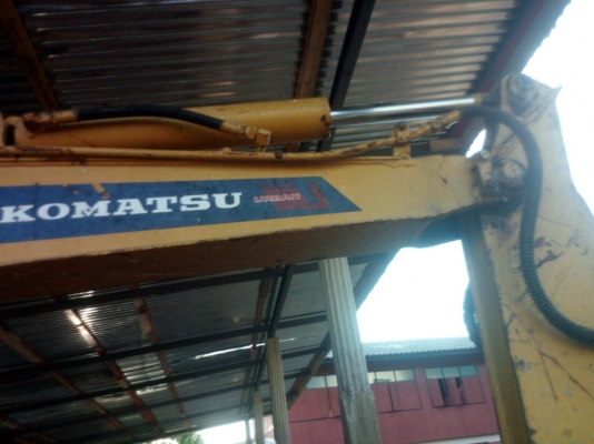 ลดราคา KOMATSU ขนาด PC-20 รุ่น 6 เหลือ 235,000 บาท ลดราคา KOMATSU ขนาด PC-20 รุ่น 6 เหลือ 235,000 บาท