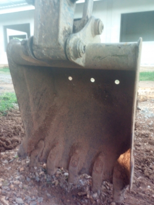 ลดราคา KOMATSU ขนาด PC-20 รุ่น 6 เหลือ 235,000 บาท