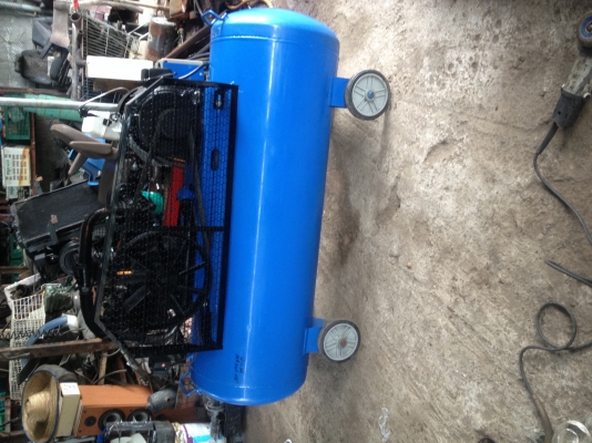 ปั้มลม SNK 300ลิตร 3สูบ