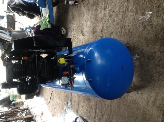 ปั้มลม SNK 300ลิตร 3สูบ