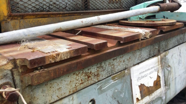 ตัดพับเหล็กหนาโยก กว้าง 1.2 m.