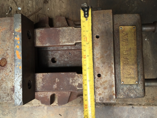 ขายปากกาไฮโดรลิค8นิ้วของใต้หวันยาว22นิ้วลงตู้มาสภาพกริบๆราคาเบาๆ