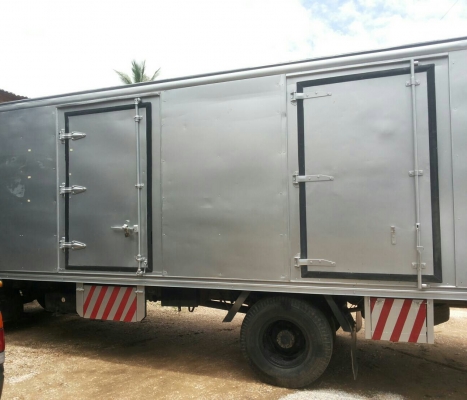 ขายราคา 490,000บ หกล้อ ฮีโน่ FC4J145ปี40 ตู้แห้ง ยาว5.50ม สภาพดีสวยพร้อมใช้ ทะเบียนพร้อมโอน ราคา490,000บ ครับ