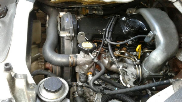 HIACE 3.0 GL เบาะ 3 แถว