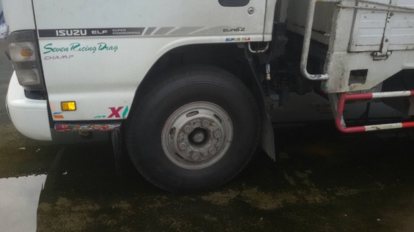 ขายแล้วครับ.หกล้อ อีซูชุ NQR175ปี50 แอร์ พ.เวอร์ ยางเรเดียล ช่วงยาว5.50ม สภาพดีสวยบางเดิมไม่มีทีติพร้อมวิ่งงาน เล่มทะเบียนพร้อมโอน