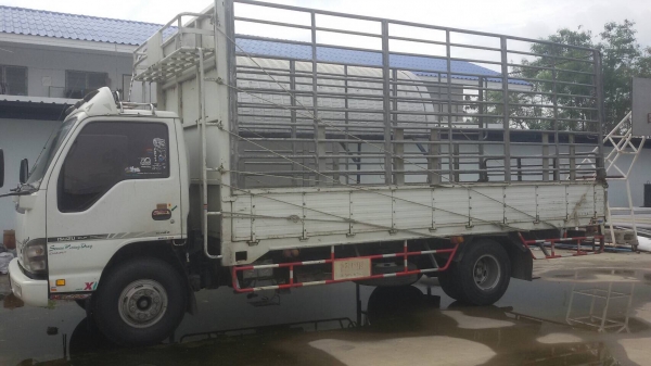 ขายแล้วครับ.หกล้อ อีซูชุ NQR175ปี50 แอร์ พ.เวอร์ ยางเรเดียล ช่วงยาว5.50ม สภาพดีสวยบางเดิมไม่มีทีติพร้อมวิ่งงาน เล่มทะเบียนพร้อมโอน