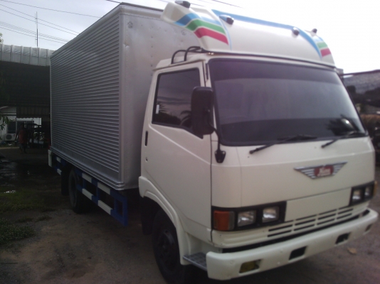 ขาย6ล้อkm 777 ตู้สเตนเลส 320000  บาท