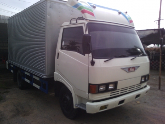 ขาย6ล้อkm 777 ตู้สเตนเลส 320000  บาท