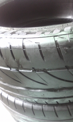 ขายยาง Bridgestone RE-002 215/45/17 ปี 12