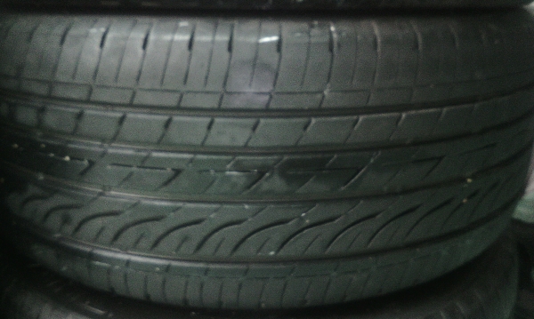 ขายยาง Bridgestone GR-90 225/45/17 ปี 12