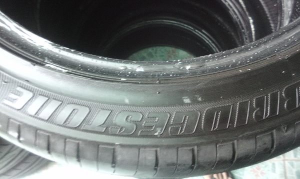 ขายยาง Bridgestone GR-90 225/45/17 ปี 12