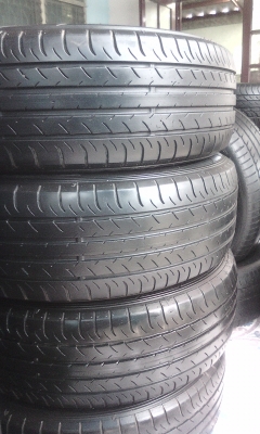 ขายคับ Dunlop SportMaxx  225/60/18 ปี 13
