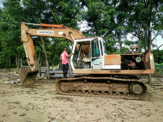 ขายรถแบคโฮ DAEWOO DH220LC-3 ระบบไฟเต็ม ไม่มีเอกสาร ราคา 520000