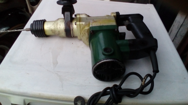 สว่านกระแทก KLASS