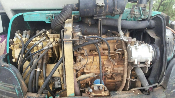 ขายรถแบคโฮ KOMATSU PC40-7 มีแอร์ ราคา 385000