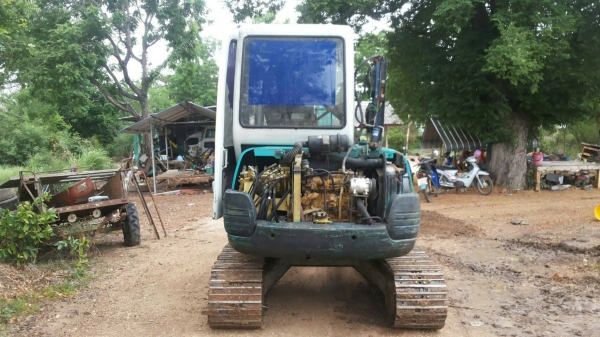 ขายรถแบคโฮ KOMATSU PC40-7 มีแอร์ ราคา 385000