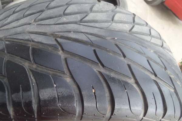 Lenso 20x9 ล้อไม่มีซ่อม ใช้งานปกติ ยาง265/50r20 ปี14 ดอกเต็มๆ ใช้ยาวๆ เพียง18000บาท ต่างจังหวัดส่งฟรี 081-7570077