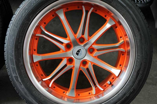 แม็ก 18 พร้อมยาง 8,500.-