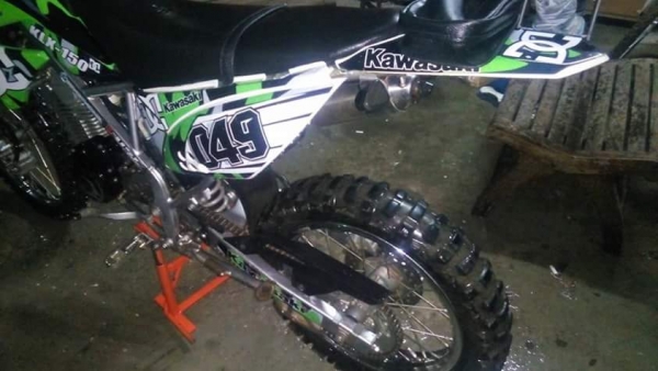 KLX150