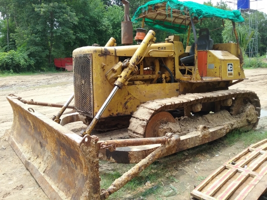 ขาย 395,000 แทรคเตอร์ CAT D 5 B เอกสารเล่มทะเบียน เกียร์ตัด ฮ๊าปยาวใส่แผ่นตีนเป็ดแต่ตอนนี้ใส่แผ่นตีนไก่ เครื่องดี เกียร์แรง ช่วงล่างสวย รถสวยพร้อมใช้เอกสารพร้อมโอน 090-772-3710 090-772-3708 ขาย 395,000 แทรคเตอร์ CAT D 5 B เอกสารเล่มทะเบียน เกียร์ตัด ฮ๊าปยาวใส่แผ่นตีนเป็ดแต่ตอนนี้ใส่แผ่นตีนไก่ เครื่องดี เกียร์แรง ช่วงล่างสวย รถสวยพร้อมใช้เอกสารพร้อมโอน 090-772-3710 090-772-3708
