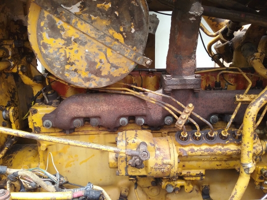 ขาย 395,000 แทรคเตอร์ CAT  D 5 B เอกสารเล่มทะเบียน เกียร์ตัด ฮ๊าปยาวใส่แผ่นตีนเป็ดแต่ตอนนี้ใส่แผ่นตีนไก่ เครื่องดี เกียร์แรง ช่วงล่างสวย รถสวยพร้อมใช้เอกสารพร้อมโอน 090-772-3710 090-772-3708