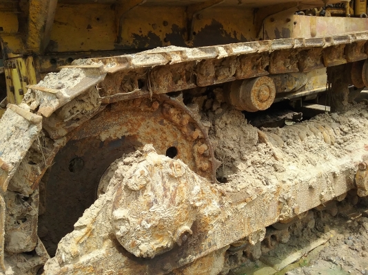 ขาย 395,000 แทรคเตอร์ CAT  D 5 B เอกสารเล่มทะเบียน เกียร์ตัด ฮ๊าปยาวใส่แผ่นตีนเป็ดแต่ตอนนี้ใส่แผ่นตีนไก่ เครื่องดี เกียร์แรง ช่วงล่างสวย รถสวยพร้อมใช้เอกสารพร้อมโอน 090-772-3710 090-772-3708
