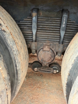 ขายISUZU DECA 2เพลา พร้อมแท้งค์ เครื่อง270แรง