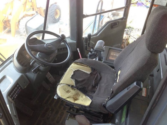 Komatsu WA300-3E เก่าญี่ปุ่น สภาพดีพร้อมใช้งาน โทร.086-303-9797 กู๋อ๋า