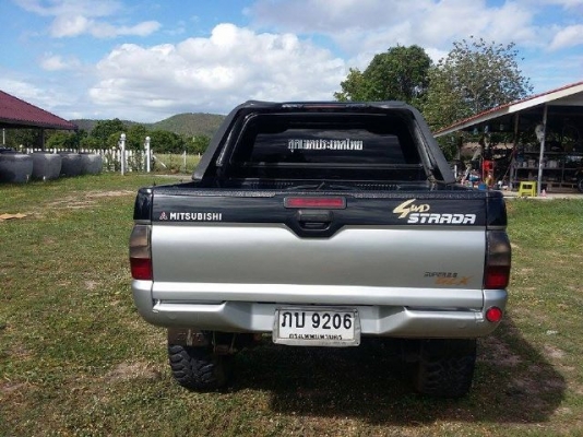 สตาด้าแกรนดิส 4 ประตูโฟล์วิลปี2001 เครื่องเดิม 2800 ทะเบียนพร้อมโอน สตาด้าแกรนดิส 4 ประตูโฟล์วิลปี2001 เครื่องเดิม 2800 ทะเบียนพร้อมโอน