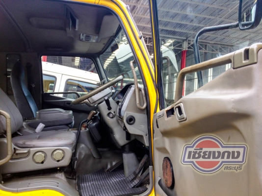 ขายหัวเก๋ง FUSO รุ่นใหม่ สภาพสวย CB-323 ติดต่อคุณเอ 090-9977111