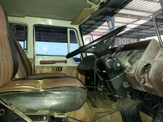 ขายรถ10ล้อ ดั้ม2เพลา สโลกลาง รถสวยสภาพดี พาวเวอร์ จิฟฟี่ เอกสารพร้อมโอน ราคา595,000 สนใจโทร 090-8588220คุณนะ 093-3258446คุณบิว หรือเข้าดูสินค้าอื่นๆได้ที่ www.narong2truck.com หรือ www.truck.in.th/498 หรือเพจFacebook ณรงค์ ซื้อขายรถมือสอง (เว็บไซต์ส่วนตัว