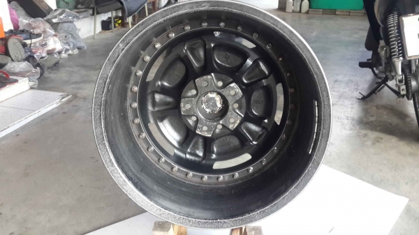 ล้อ RAYS ENG แท้ สไตล์ Vip น้ำหนักเบา ขอบ 17 ใส่ 5 รู 114 กว้าง 7.5 นิ้ว